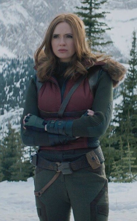 Karen Gillan onlyfans topless