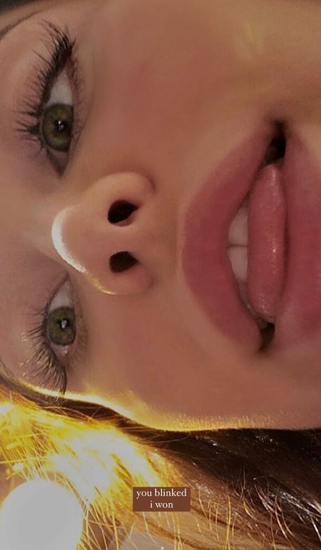 mira nowhere onlyfans nude leak