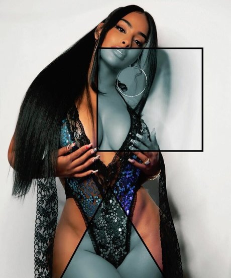 Ayisha Diaz onlyfans boobs