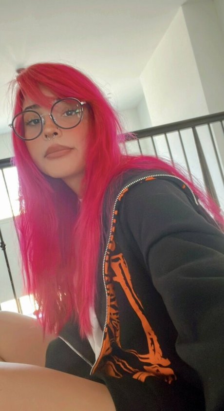 Noodlenom feet onlyfans