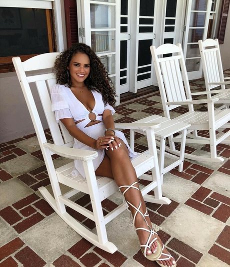 Madison Pettis naked onlyfans leaked