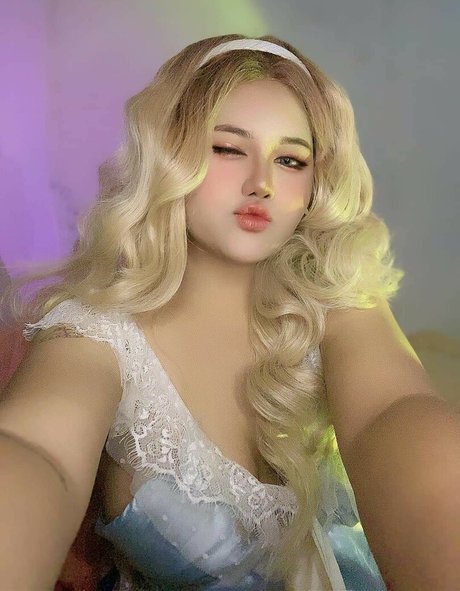 Charlotte LinLin onlyfans nudes leaks