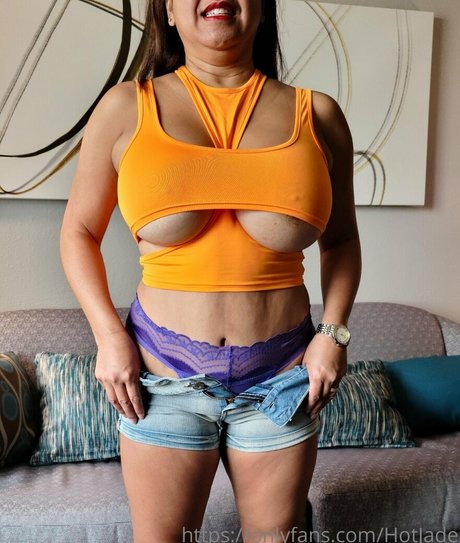 HotJade leaked onlyfans