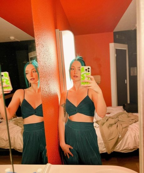 Littlesiha joi onlyfans