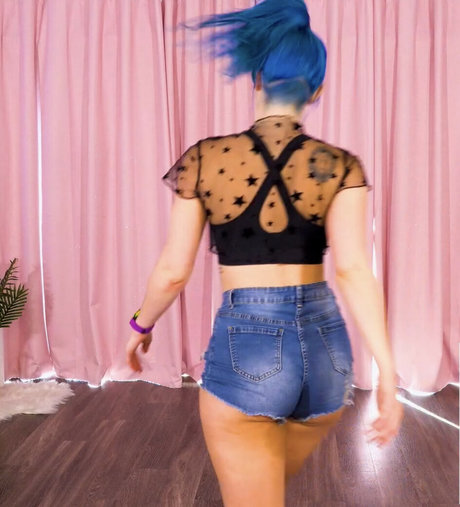 Littlesiha nudes leaked onlyfans