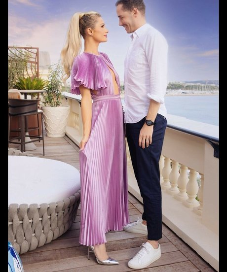 Paris Hilton onlyfans post