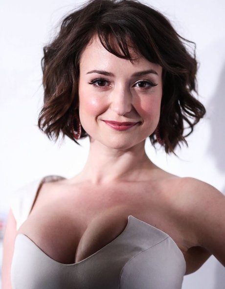 Milana Vayntrub onlyfans nudes leaked