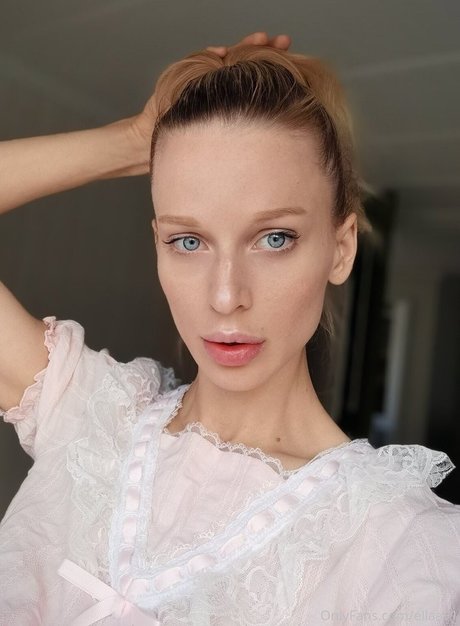 Ellaa91 onlyfans strip