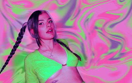 issameg only fans pic