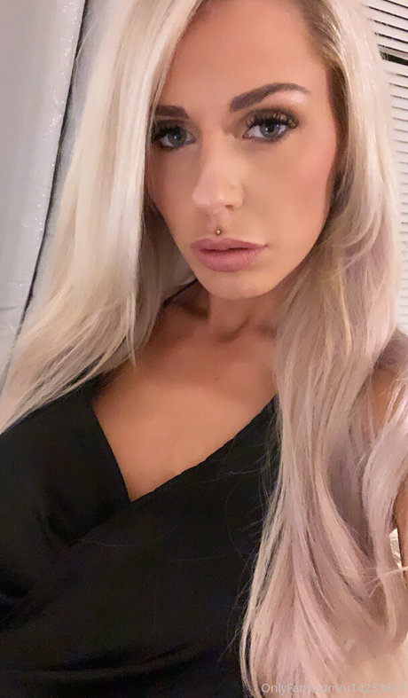 Hotwifey leaked nudes onlyfans