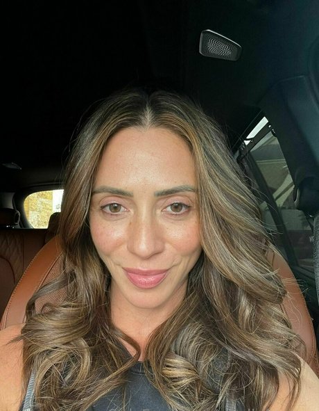 ariellaferrera onlyfans xxx