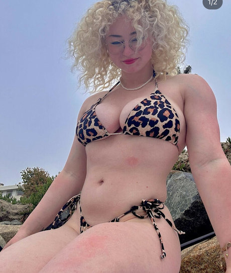 Chloethehokage nudes onlyfans leaked