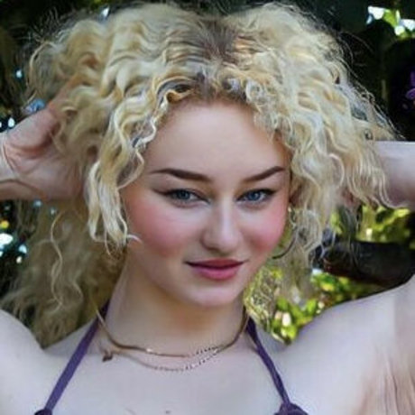 Chloethehokage onlyfans xx