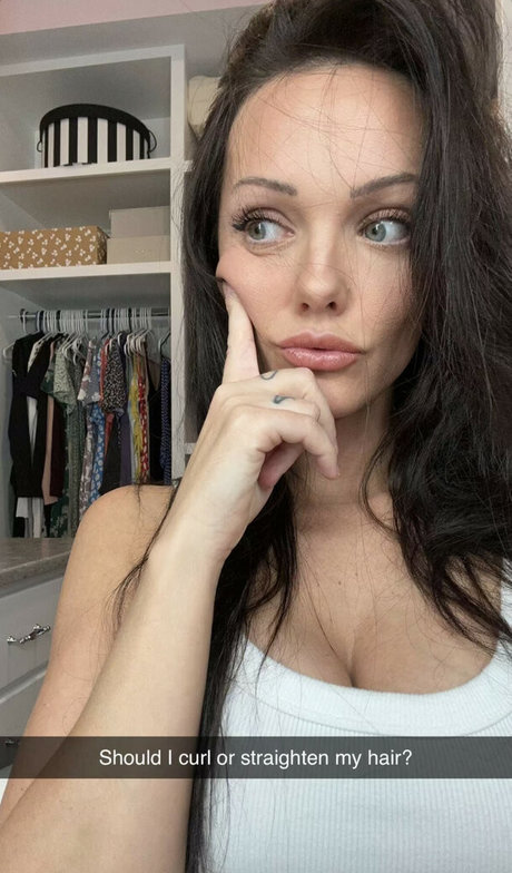 Brittney Atwood pics onlyfans