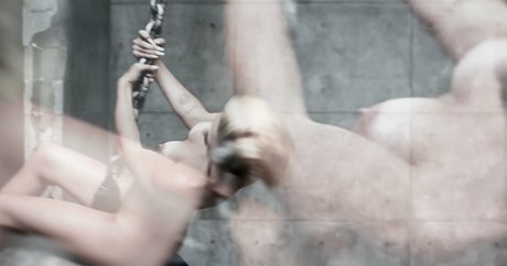 Miley Cyrus onlyfans nude pics