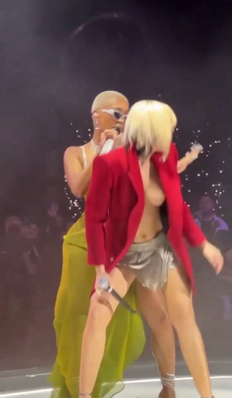 Miley Cyrus onlyfans porno