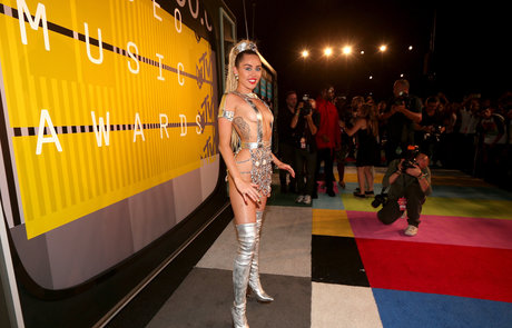 Miley Cyrus leaked onlyfans pics