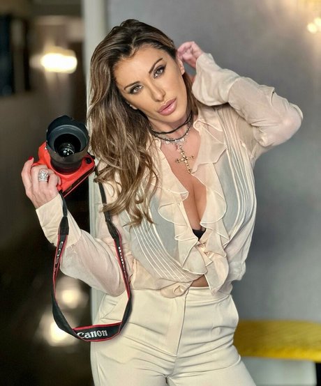 Sabrina Salerno onlyfans leaked free