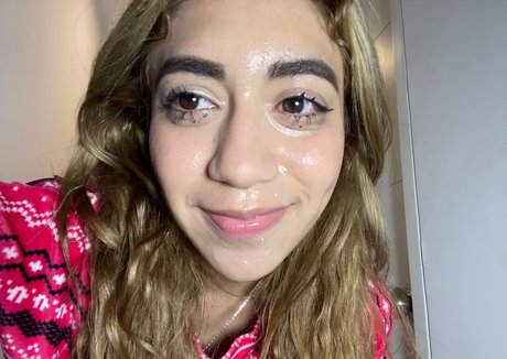 Artemis Carmona onlyfans for free