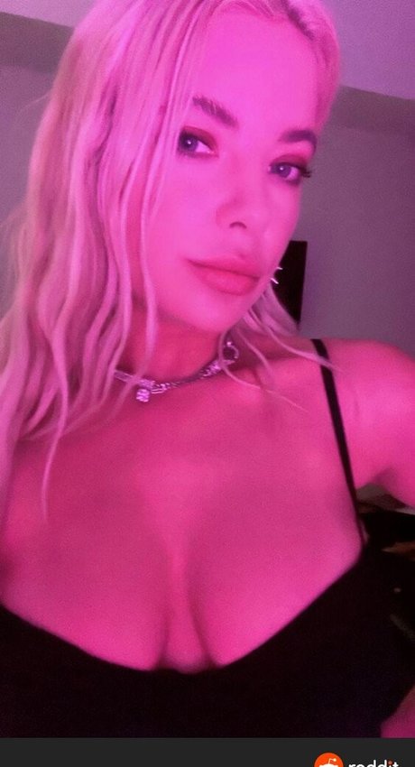 Ashley Benson leaked only fans