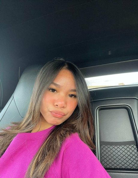 yourangeldarling onlyfans model