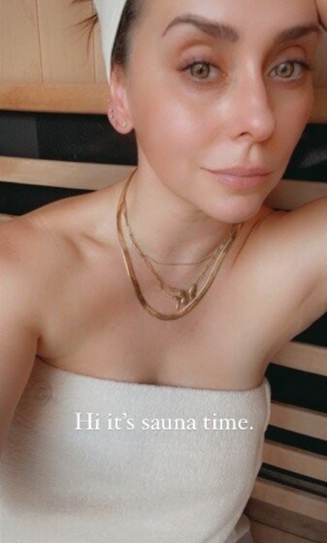 Jennifer Love Hewitt onlyfans content