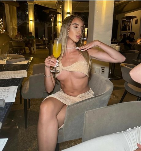 Alessia Vernazza nude porn onlyfans