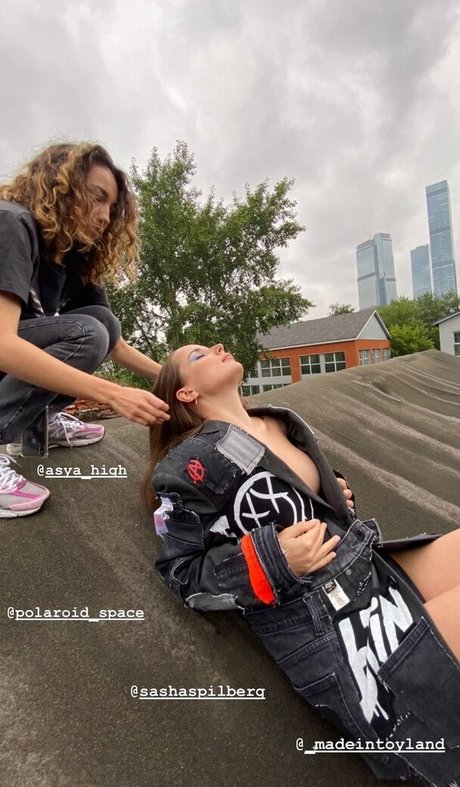 Sasha Spilberg ass onlyfans