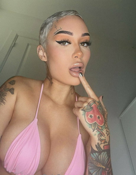 destinicreams onlyfans content type