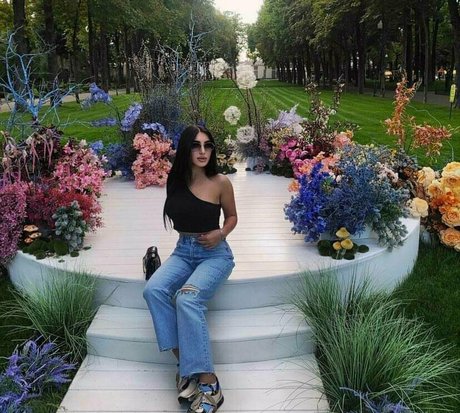 alina greys onlyfans leaked nude