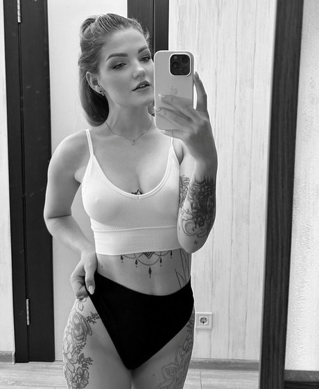 carol xxx only fans leaks porn