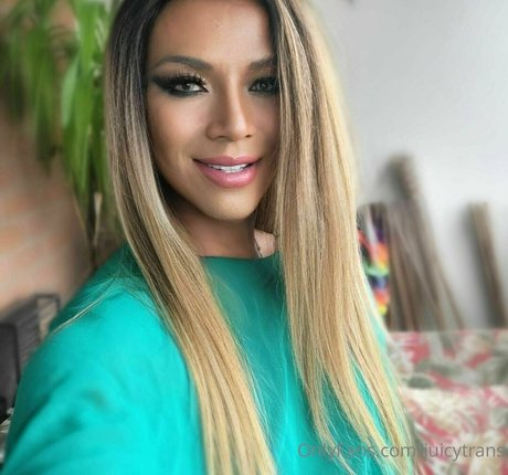 juicytrans onlyfans leaked xxx