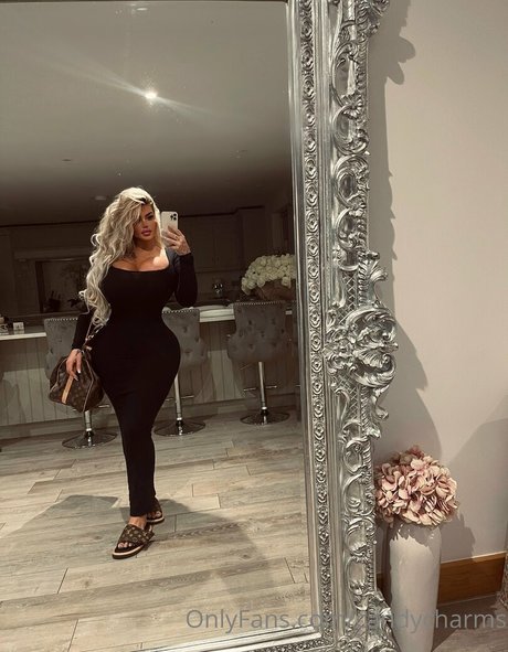 candycharms onlyfans model