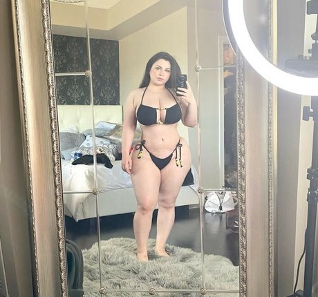 Huda Style onlyfans nude content