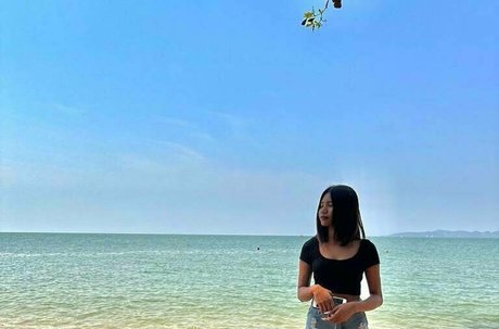 tinyjasmine onlyfans leaks.