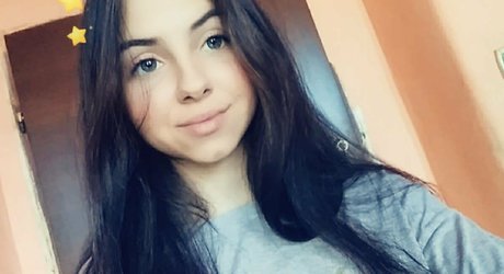 Wiktoria Bystron topless onlyfans