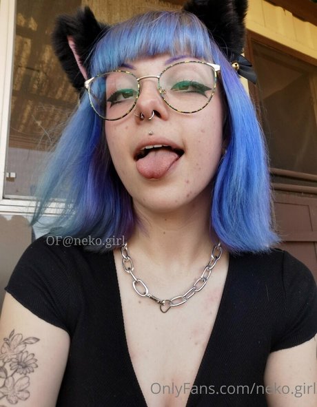 nymphyneko onlyfans topless