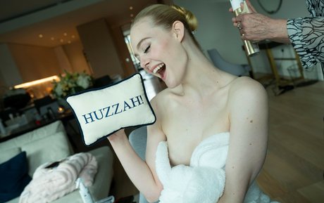 Elle Fanning onlyfans free