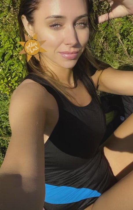 Una Healy onlyfans gratis