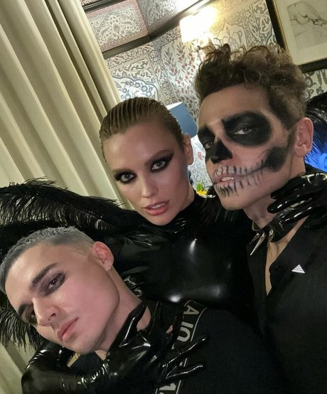 Wallis Day onlyfans leaked