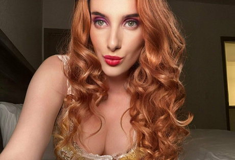 anniechloesworld onlyfans leak nude