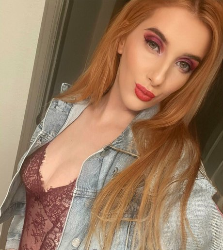 anniechloesworld leaked onlyfans