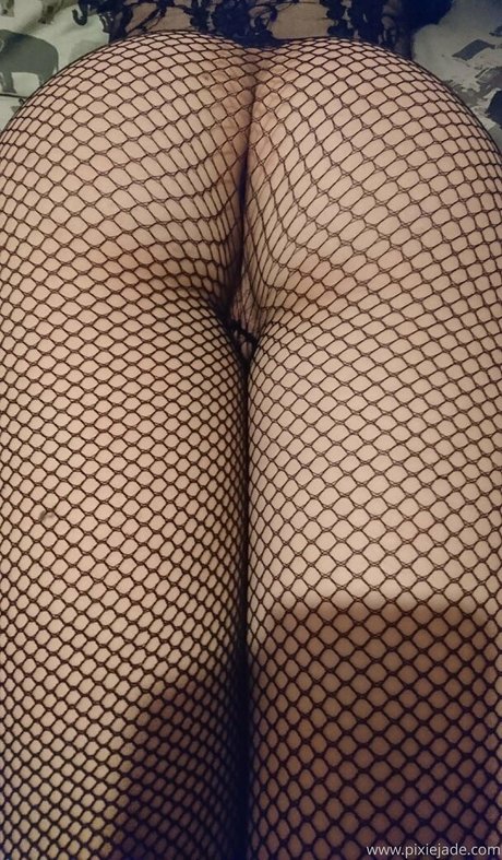 pixiejadeuk onlyfans model