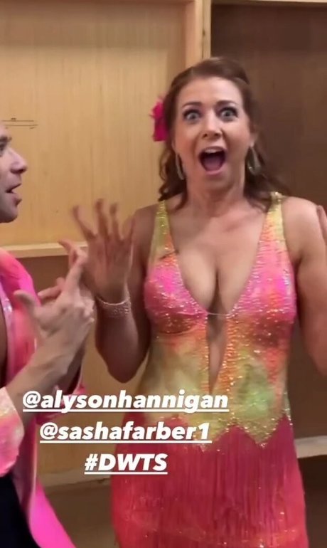 Alyson Hannigan onlyfans lesk