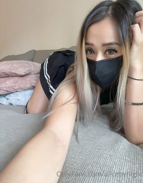 alicebynight onlyfans nude photos