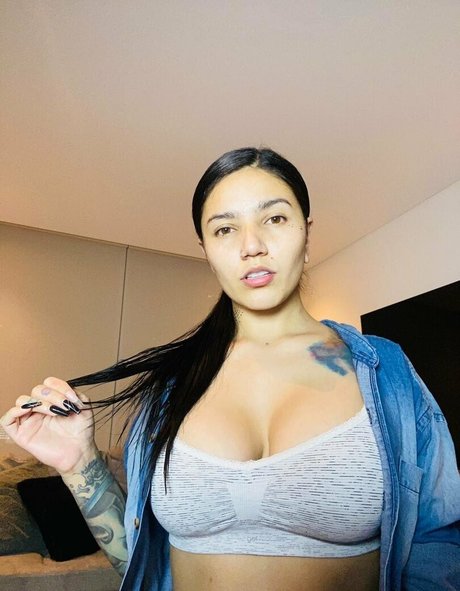 lolisaenz onlyfans leaked pics