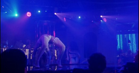 Demi Moore onlyfans desnuda