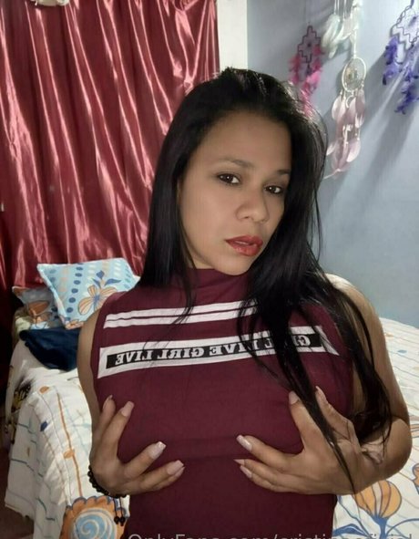 cristinaoficial onlyfans content leaked