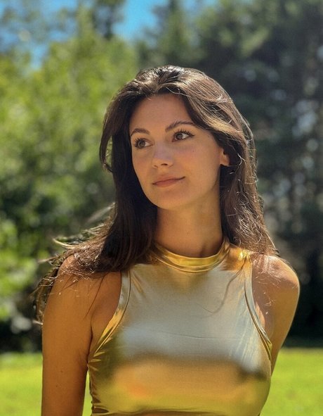 AlexiaRaye nude only fans leaks