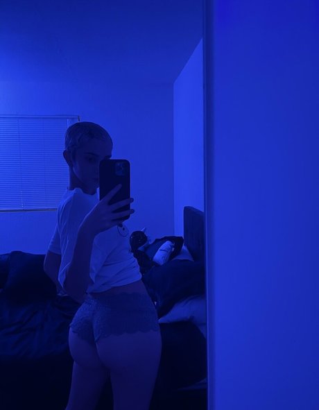 Daisy Delancey only fans pics